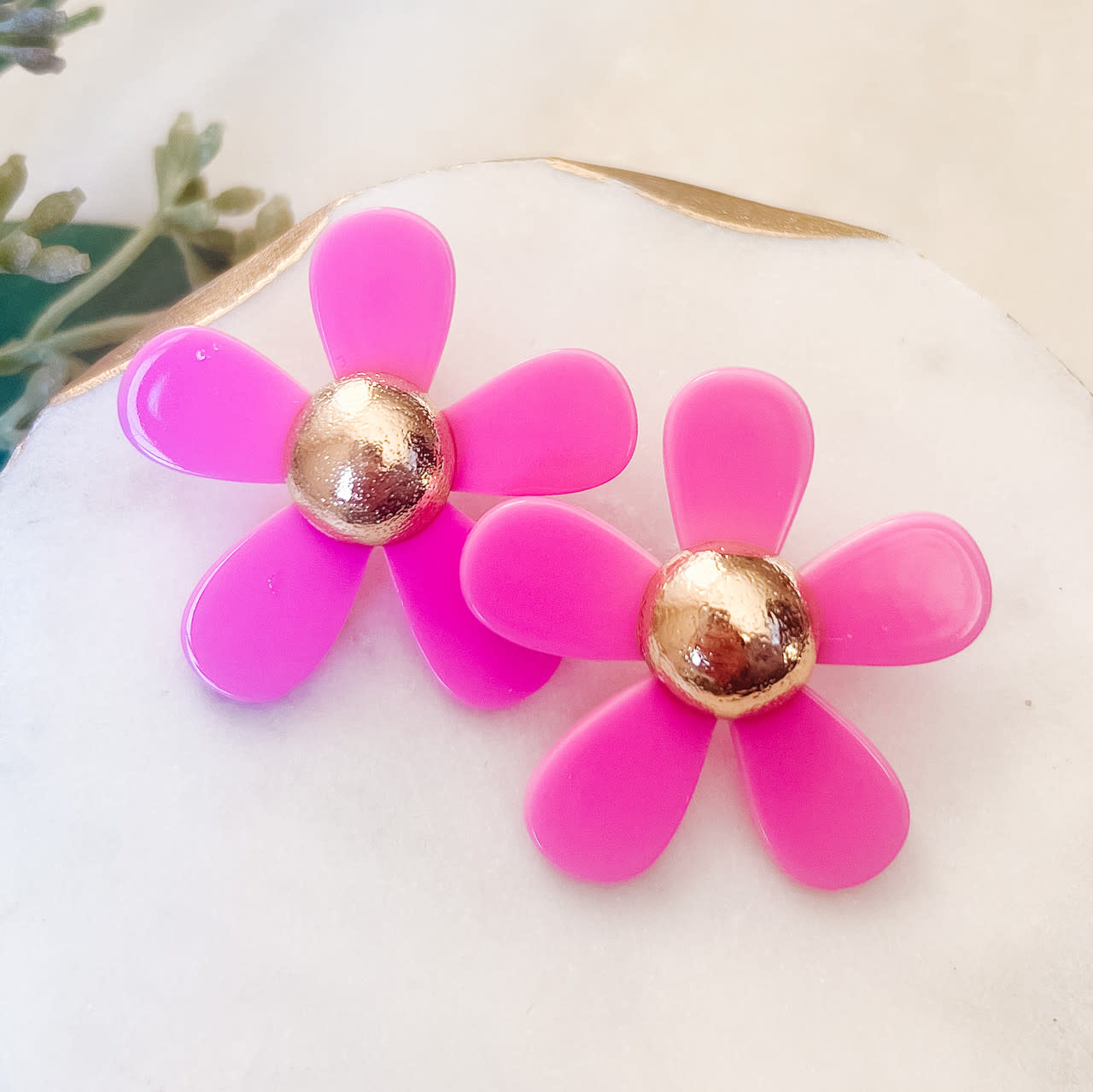 Lou & Co. Pink Flower Post Earrings With Gold Center