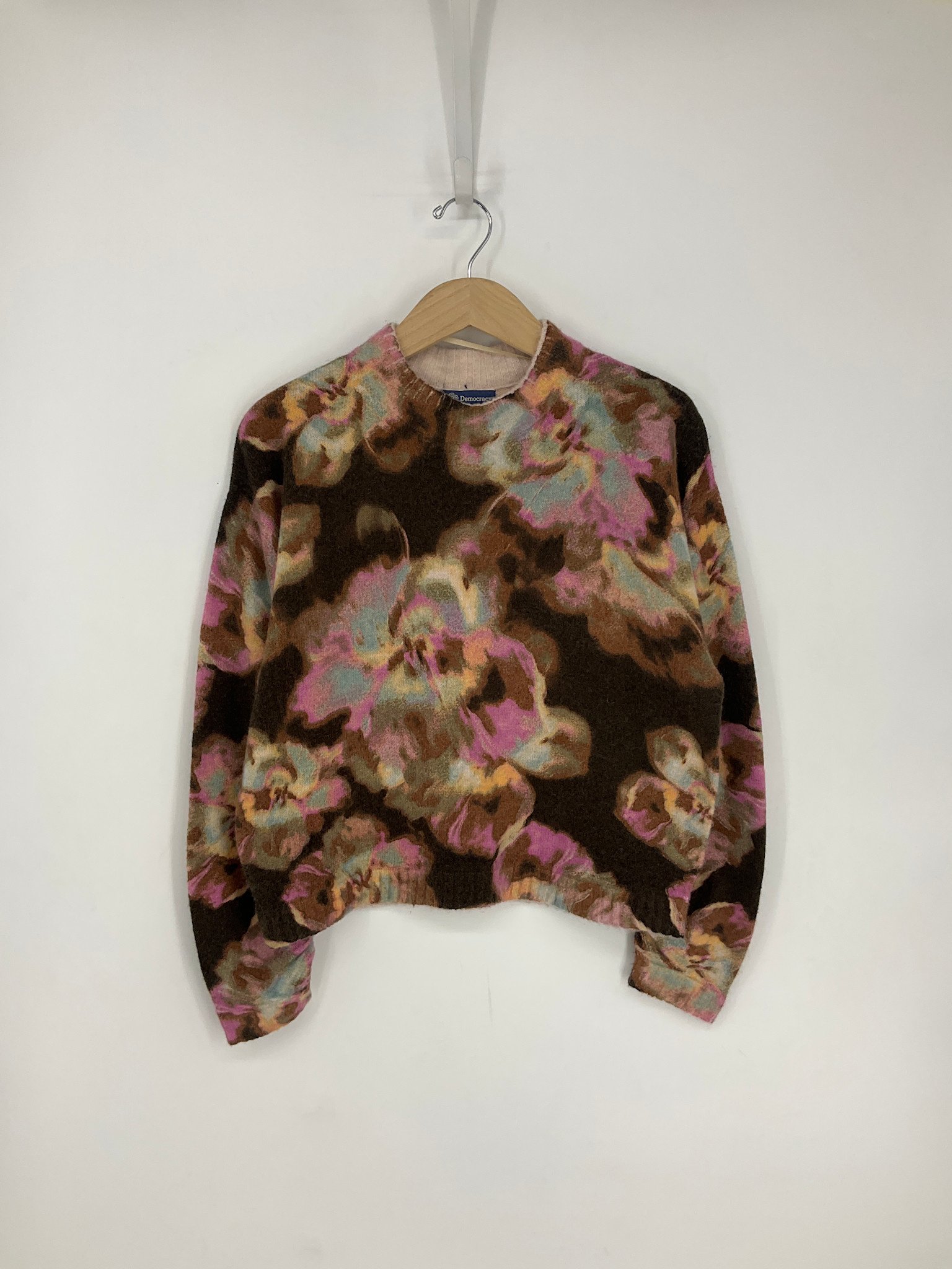 Democracy Dark Roast/Pink Shadow Multi Long Ruched Sleeve Printed Sweater