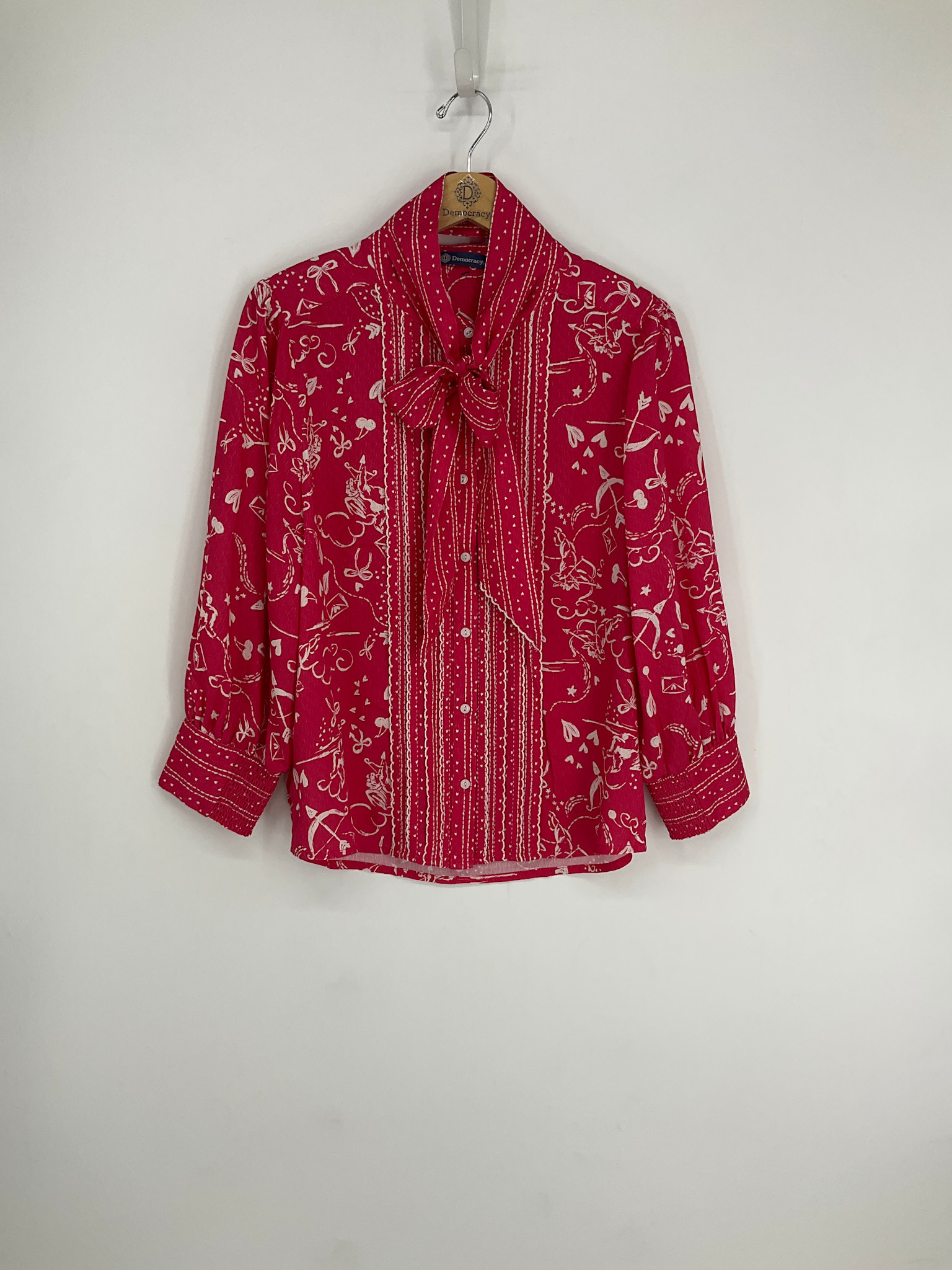 Democracy Cherry/Ivory Scallop Edge Tipping Woven Shirt