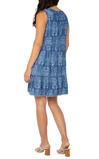 Liverpool Los Angeles easy v neck ruffle fray dress w pockets