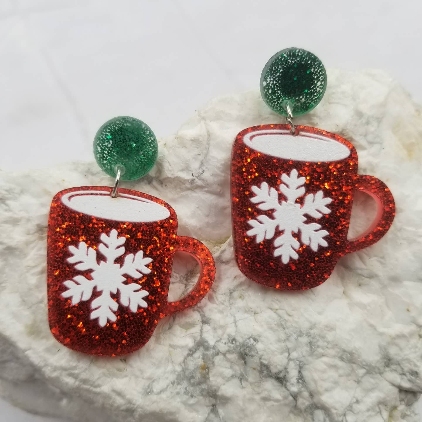 FLEURISH Christmas Snow Mug Glitter Acrylic Earrings