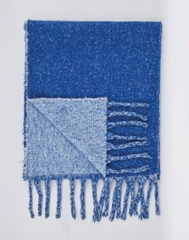 Molly Bracken Royal Blue Young Ladies Knitted Scarf