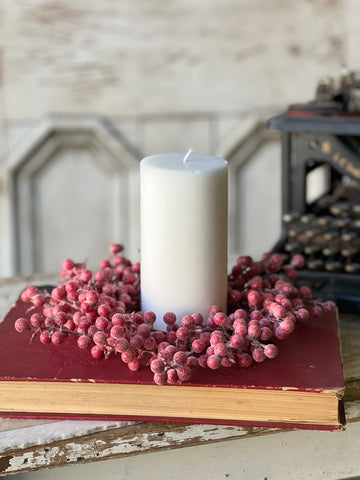 Lancaster & Vintage 9" | 3.5" Frosted Fizzy Berry Candle Ring