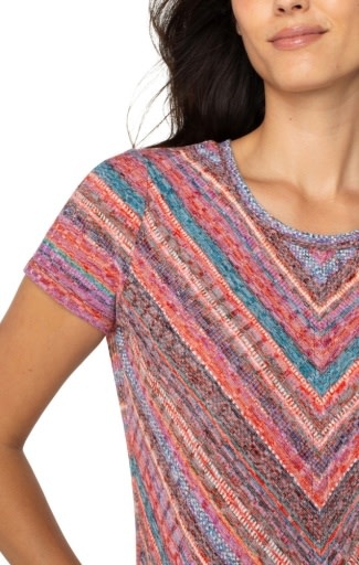 Liverpool Los Angeles short sleeve scoop neck knit top w miter front