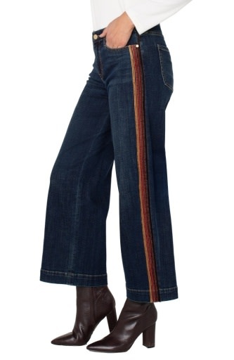 Liverpool Los Angeles stride wide leg w/ velvet trim 28' ins