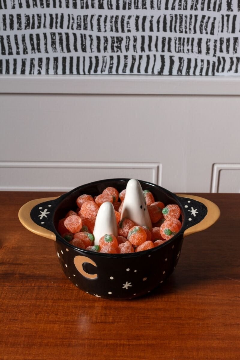 FLEURISH Specter Bowl 8.5"x 7.5"x 4.75"
