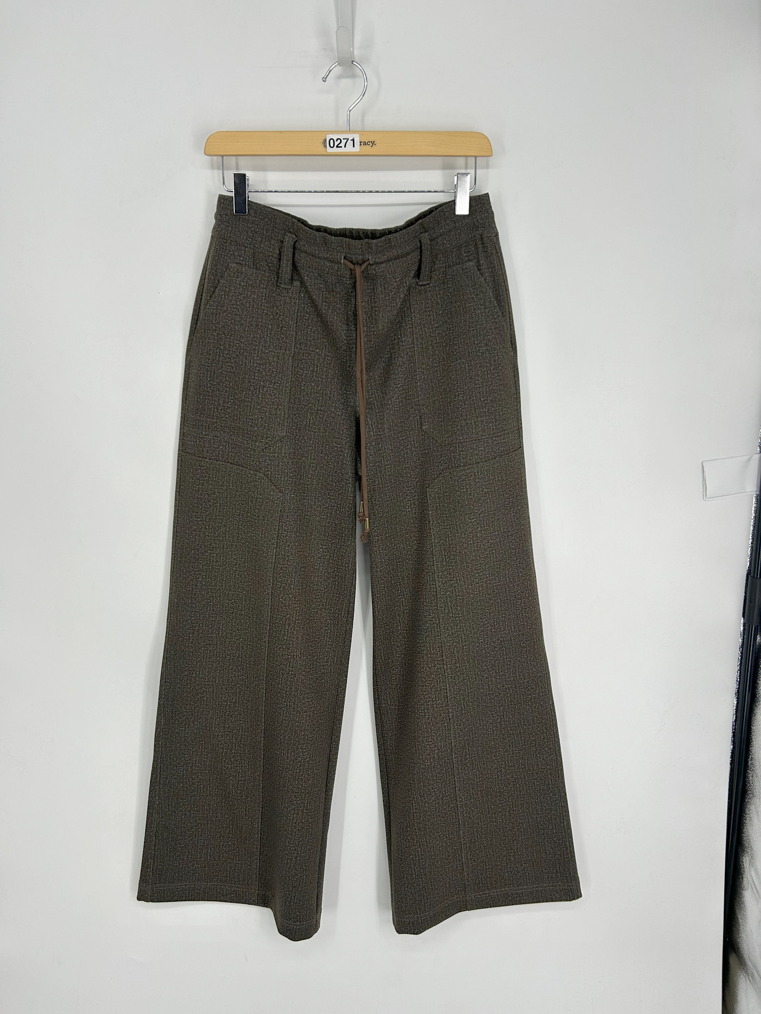 Democracy Olive Espresso 30/25” “AB” Leisure High Rise Patch Pocket Paneled Wide Leg