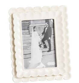 Mudpie Large Scalloped Frame