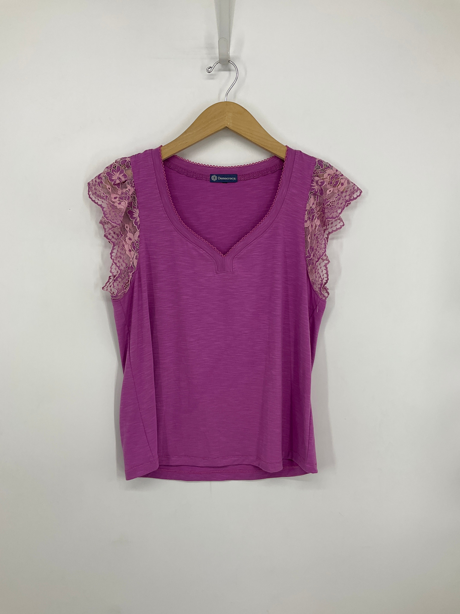 Democracy Blooming Orchid Flutter Sleeve Scalloped Sweetheart Neck Knit Top