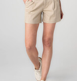 Liverpool Los Angeles pleated trouser short 5' ins