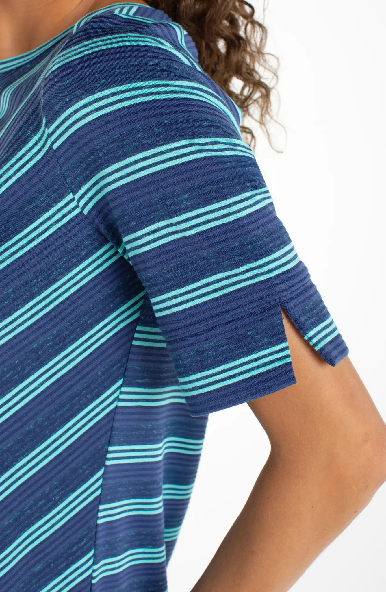 Liverpool Los Angeles 1/2 sleeve fold over boat neck knit top w/ miter