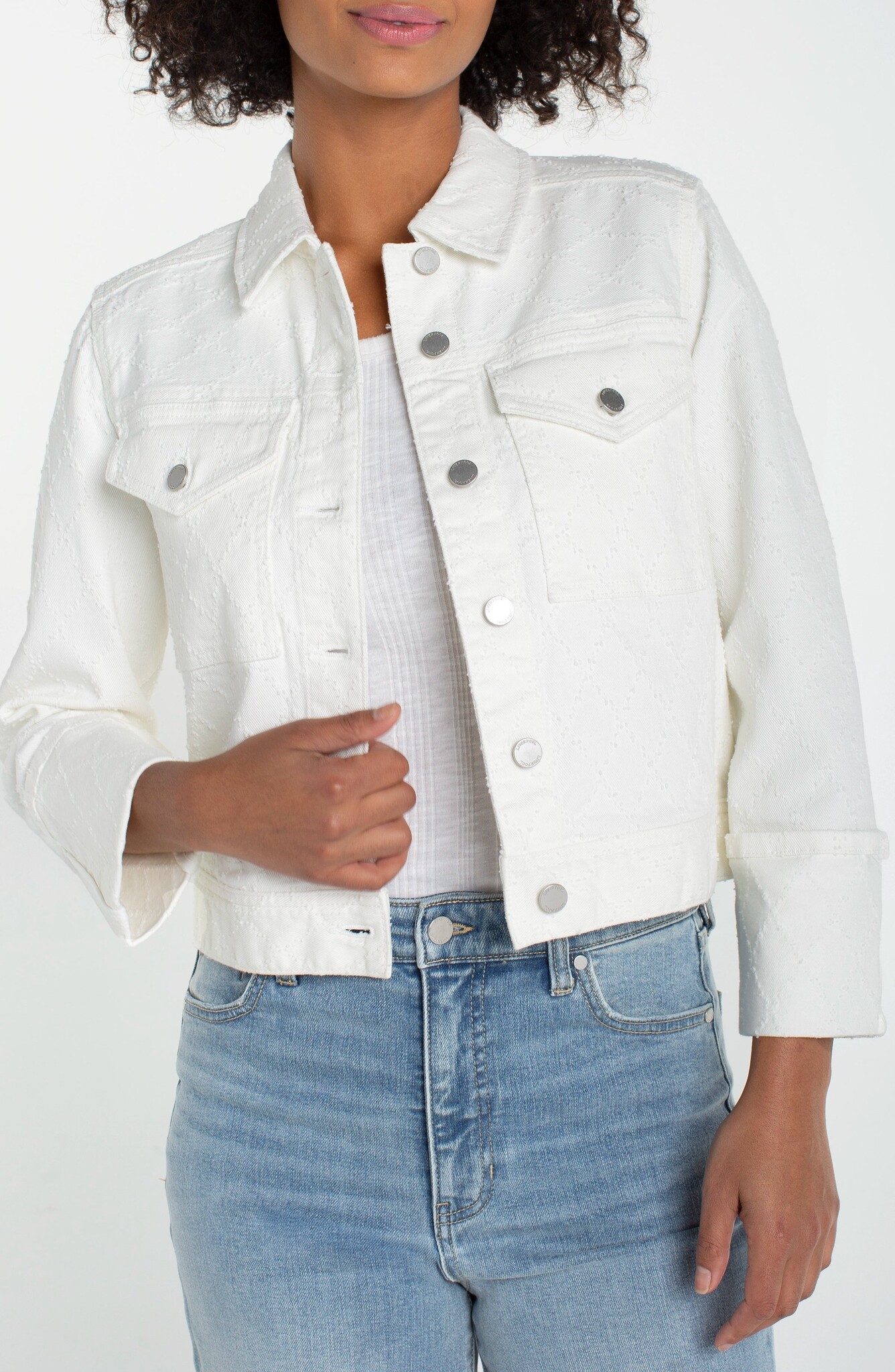 Liverpool Los Angeles cropped jacket w/ bracelet length cuffed sleeve
