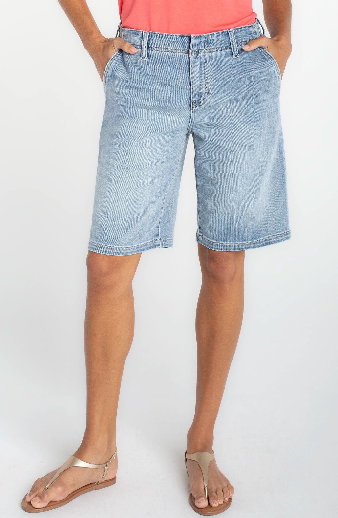 Liverpool Los Angeles weekender relaxed short 11' inseam