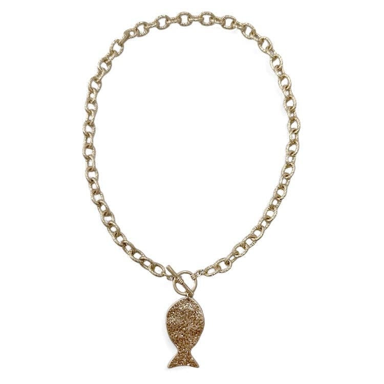 FLEURISH Worn Gold Open Circle 18" Chain with Hammered Fish Charm