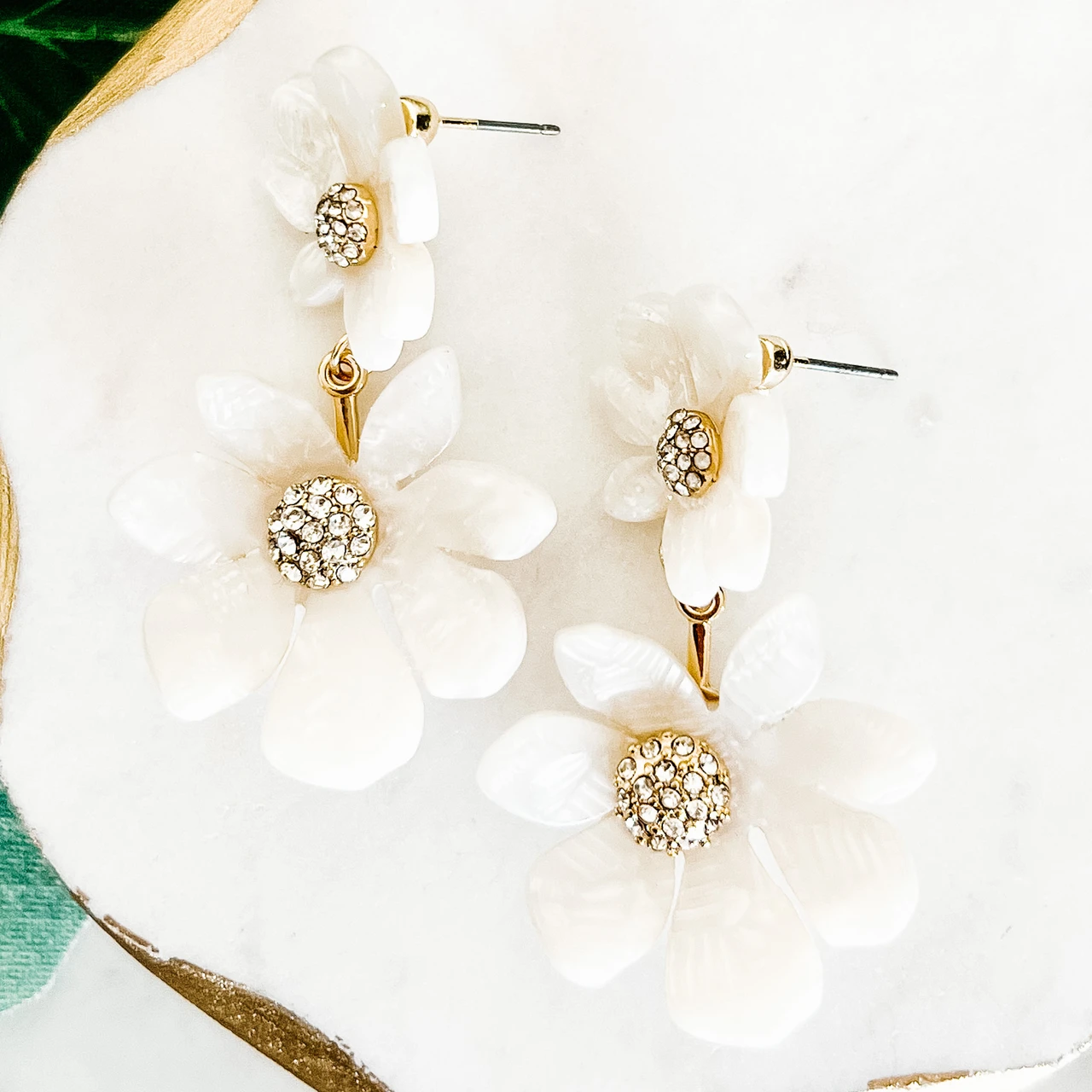 Lou & Co. White Two-Flower Drop Acetate Earrings