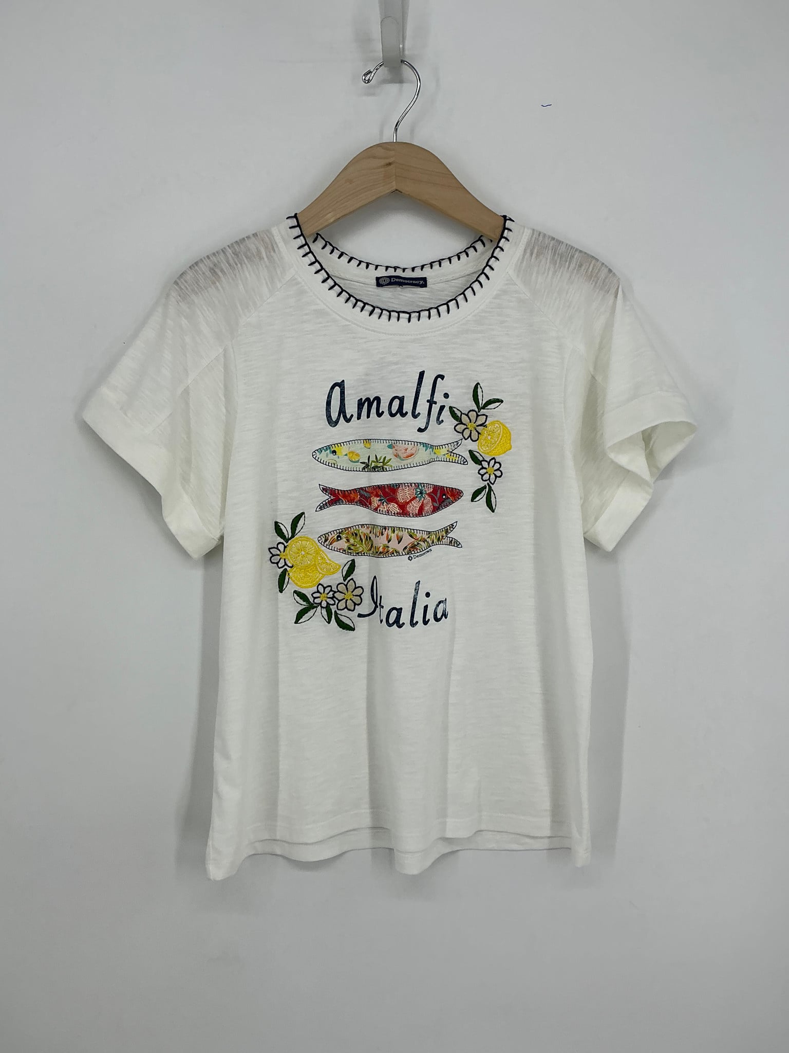 Democracy Off White Multi Embroidered Roll Cuff Scoop Neck Boy Tee