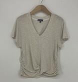 Democracy Heather Jute Short Sleeve Scalloped V-Neck Twist Hem Knit Top