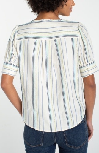 Liverpool Los Angeles short sleeve popover woven top