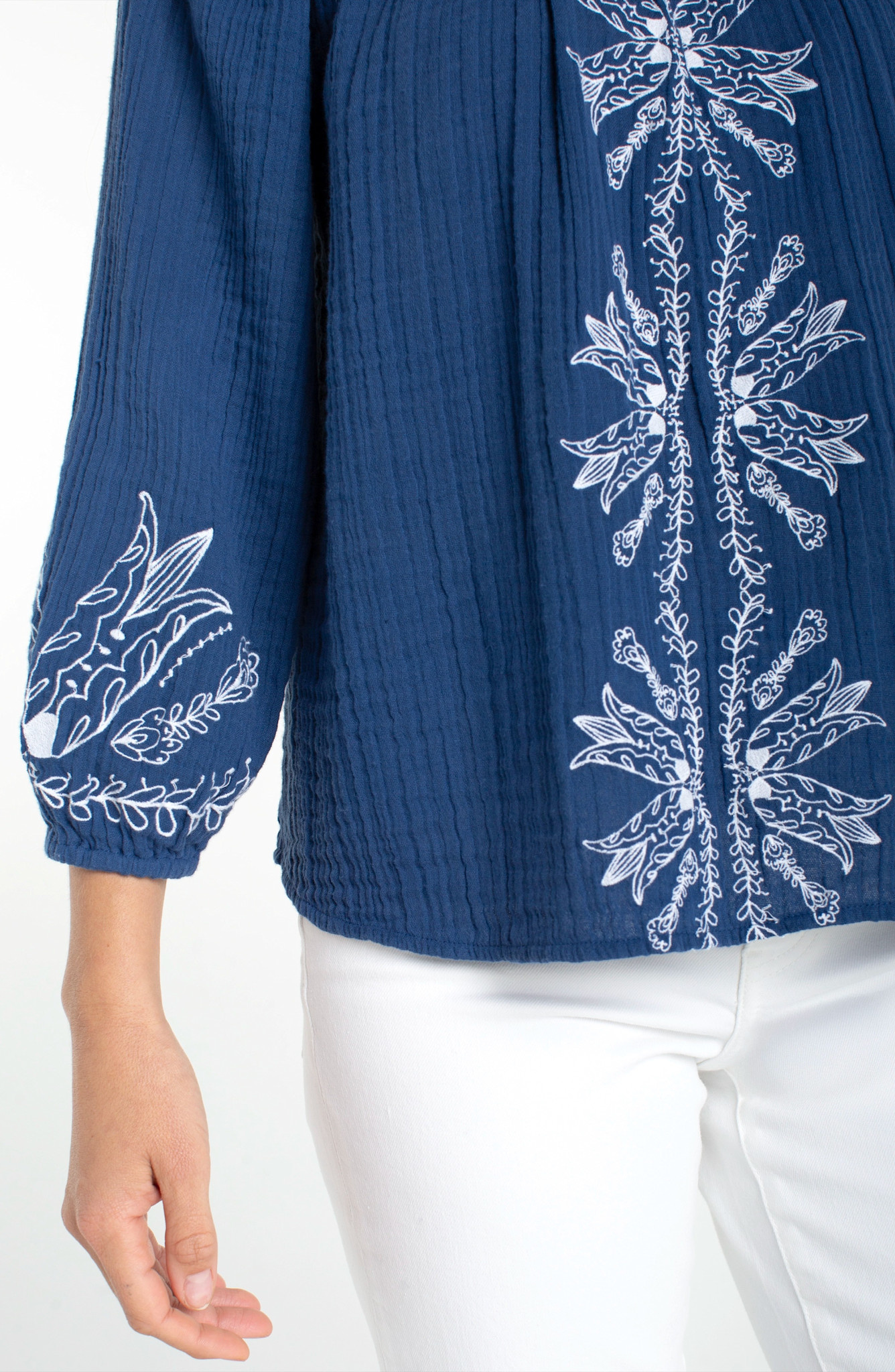 Liverpool Los Angeles 3/4 sleeve woven top w/embroidery