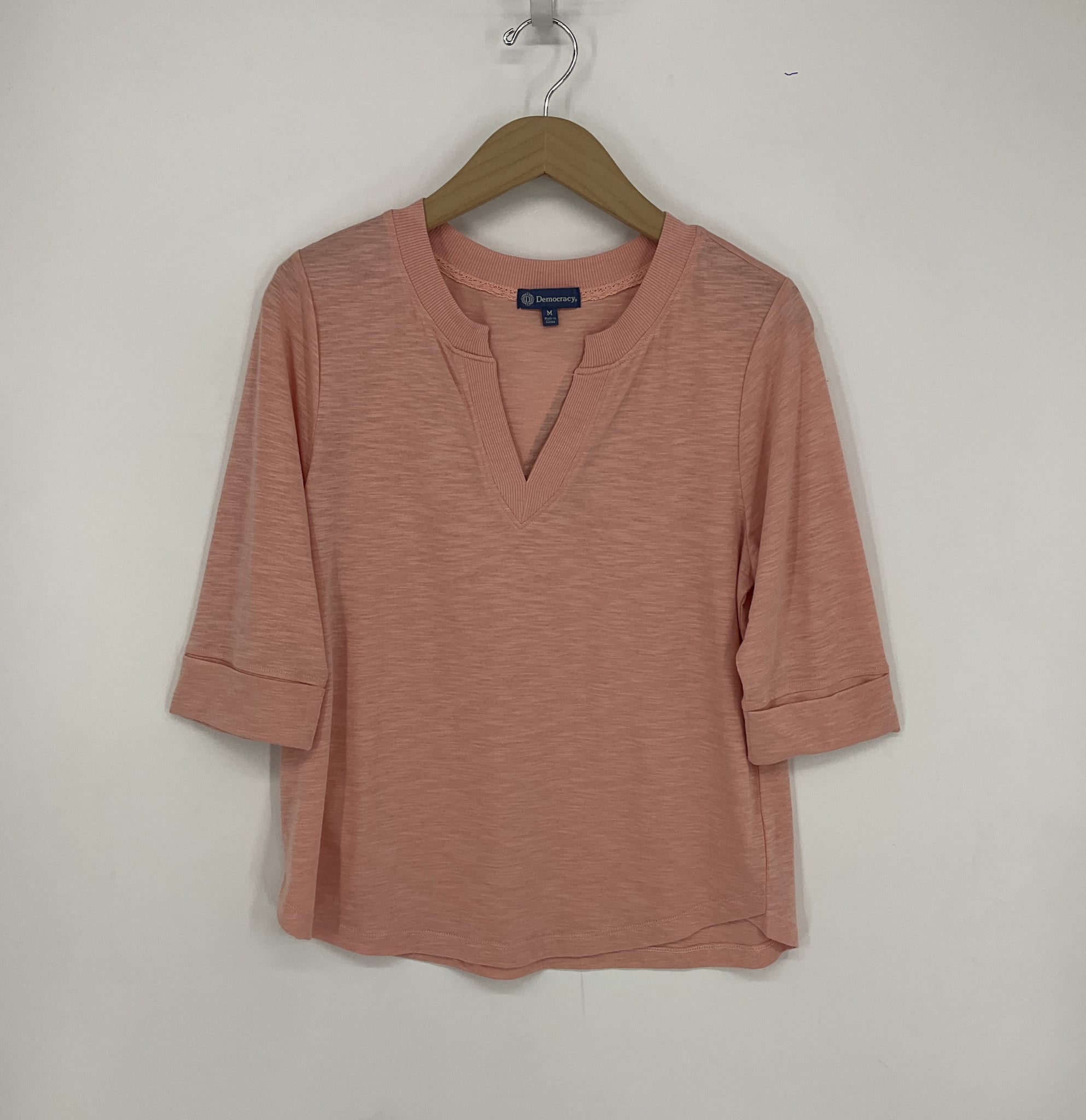Democracy Papaya Shirt Tail Hem Knit Top