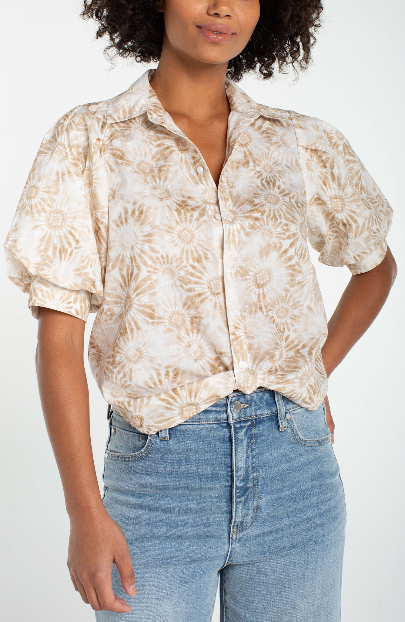 Liverpool Los Angeles puff sleeve button front woven top w/ twist