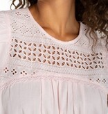 Liverpool Los Angeles dbl flutter sleeve woven blouse w/ emb