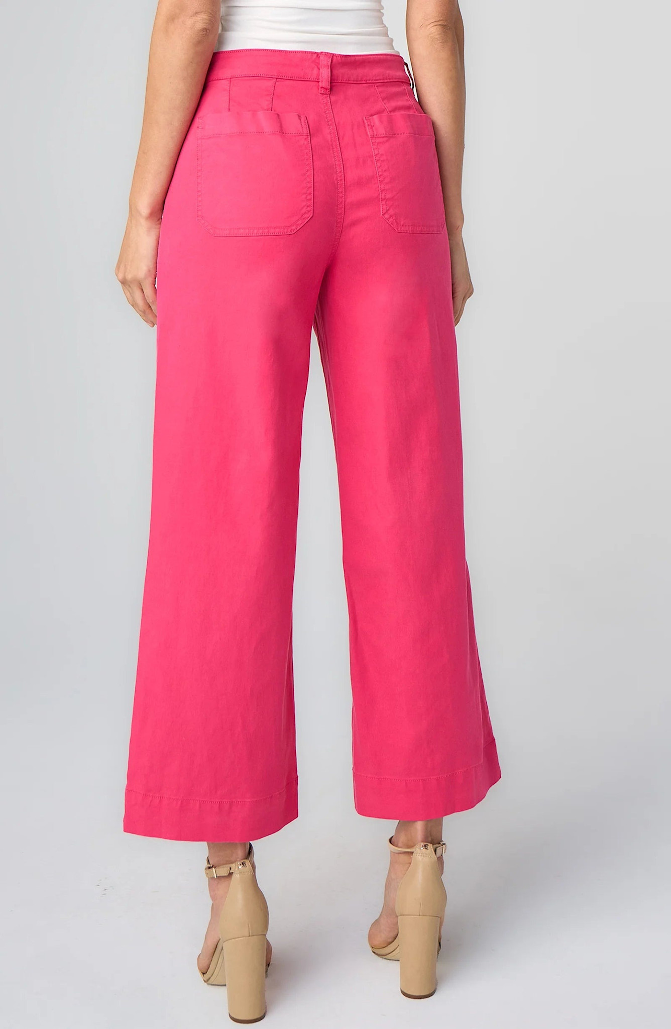 Liverpool Los Angeles crop wide leg w/ patch pockets 27' ins