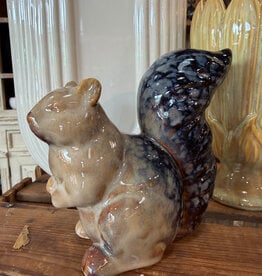FLEURISH Porcelain Brown-Tail Squirrel