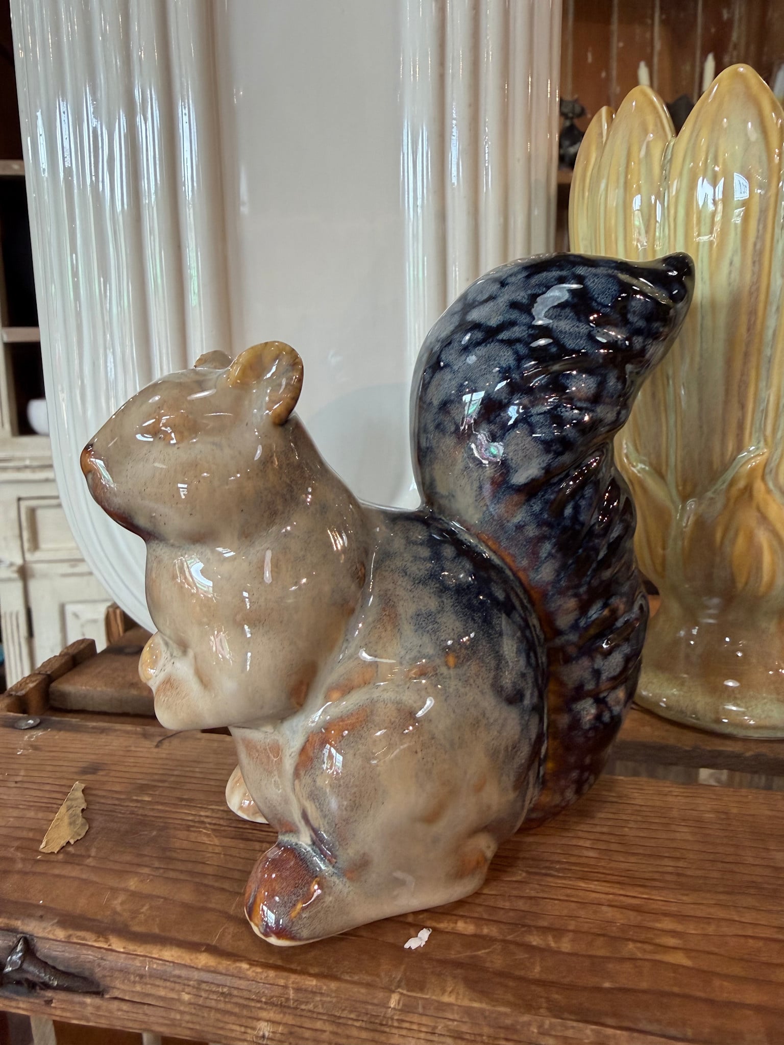 FLEURISH Porcelain Brown-Tail Squirrel