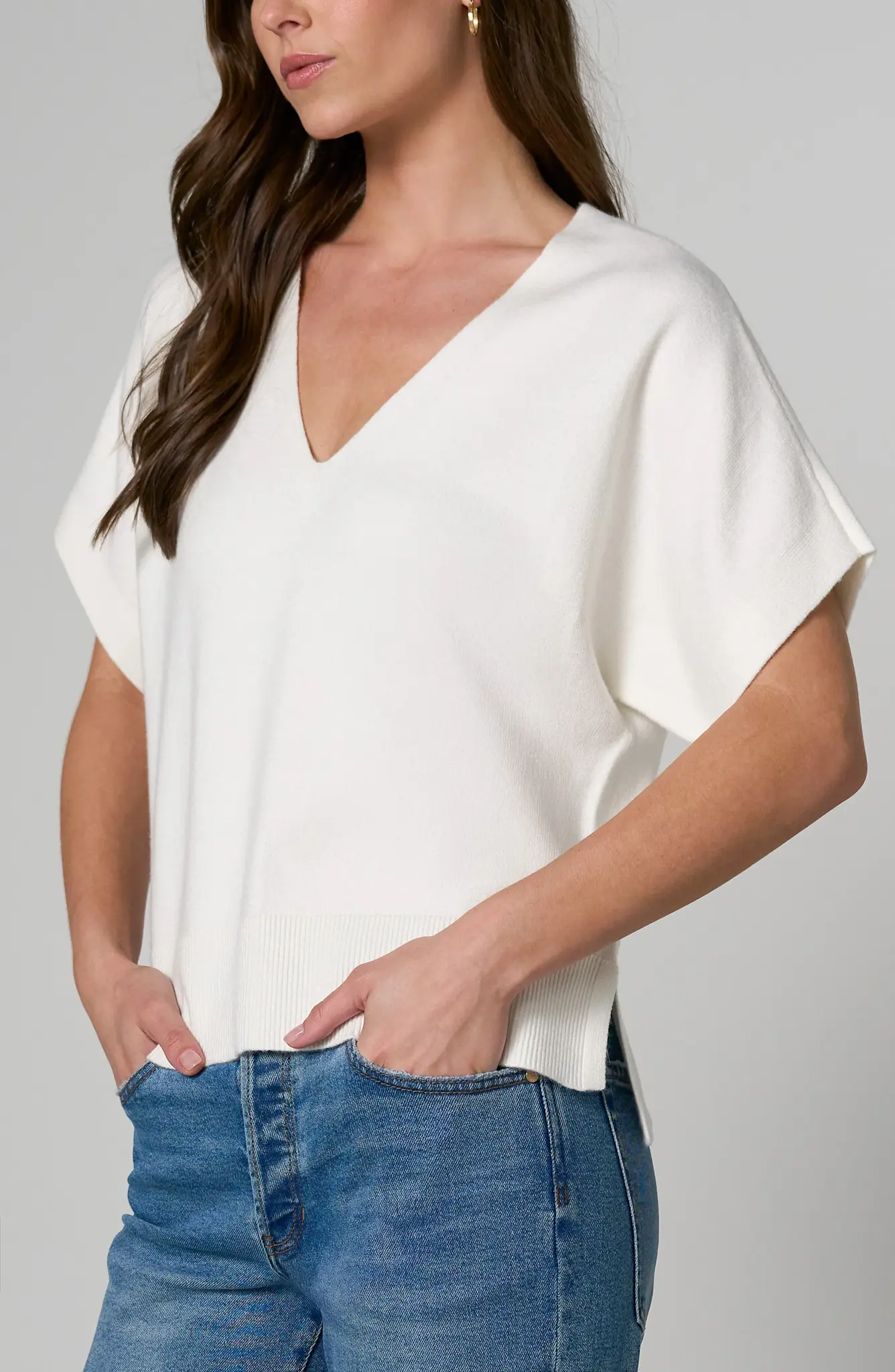 Liverpool Los Angeles short sleeve v-neck dolman popover sweater