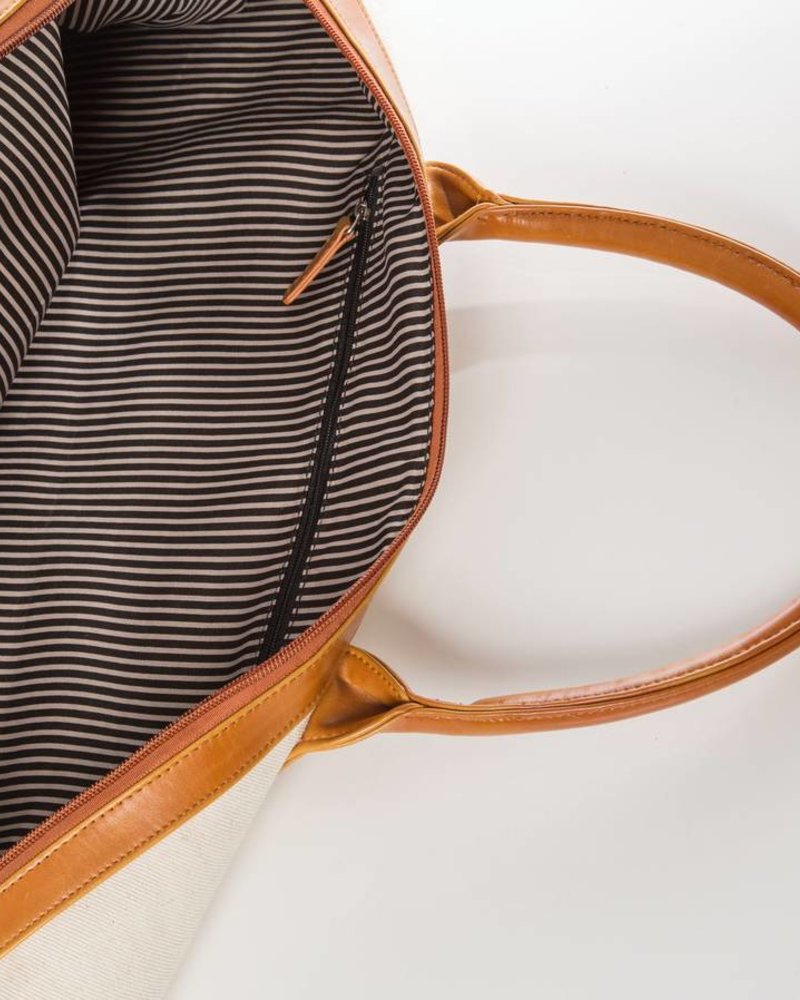 Brouk The Weekend Traveler