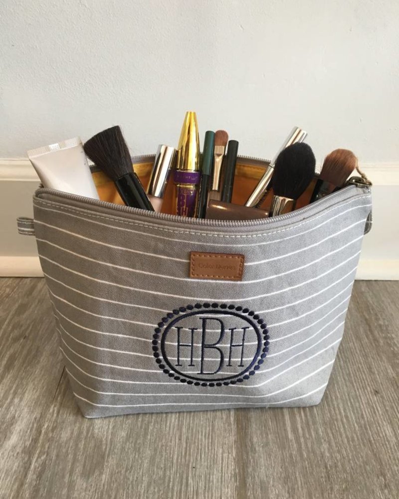 Color Dunes Grey Striped Pouch