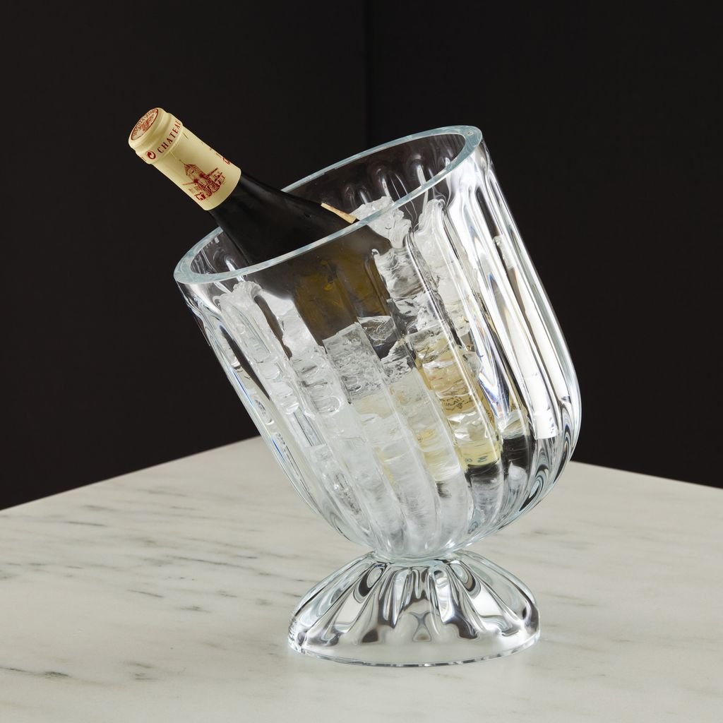 https://cdn.shoplightspeed.com/shops/609446/files/2374343/global-views-optic-stand-wine-chiller.jpg