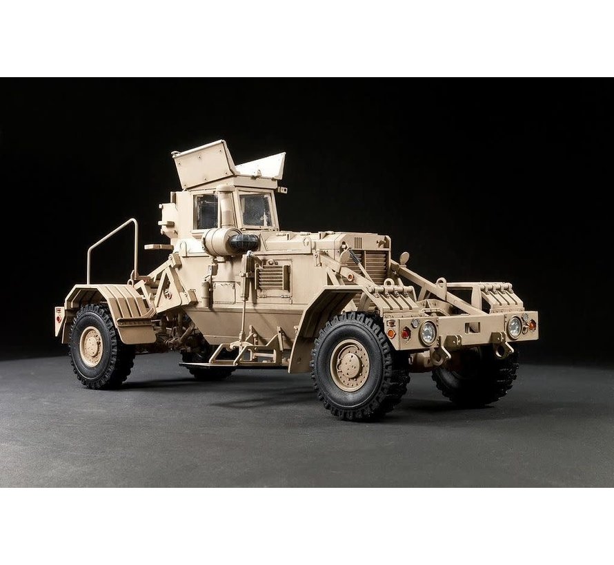 35347 1/35 Husky Vehicle Mounted Mine Detector MK.III