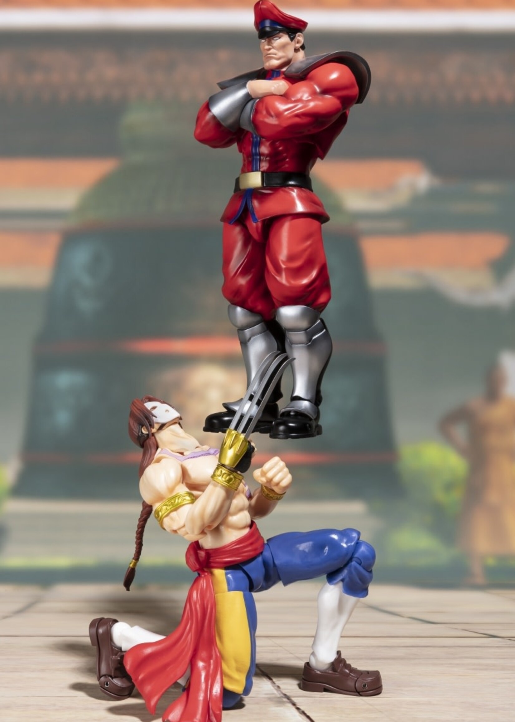 Figura Mr.Bison - Street Fighter - S.H.Figuarts - Bandai