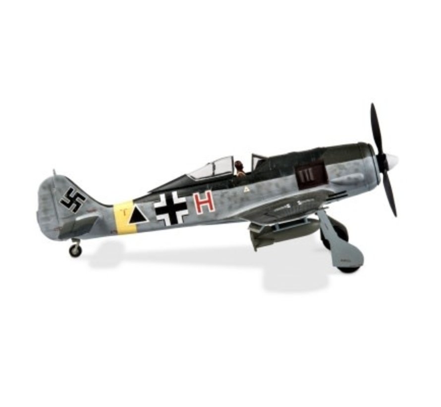 855271 Focke-Wulf Fw 190 1/48