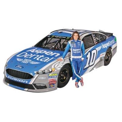 RMX- Revell 854219 1/24 10 Danica Patrick Aspen Dental Ford Fusion