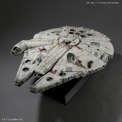 BANDAI MODEL KITS 225727 Millennium Falcon (Standard Edition) "Star Wars: A New Hope", Bandai 1/72 Perfect Grade (PG)