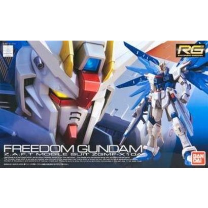 BANDAI MODEL KITS 171625 #5 Freedom Gundam RG 1/144