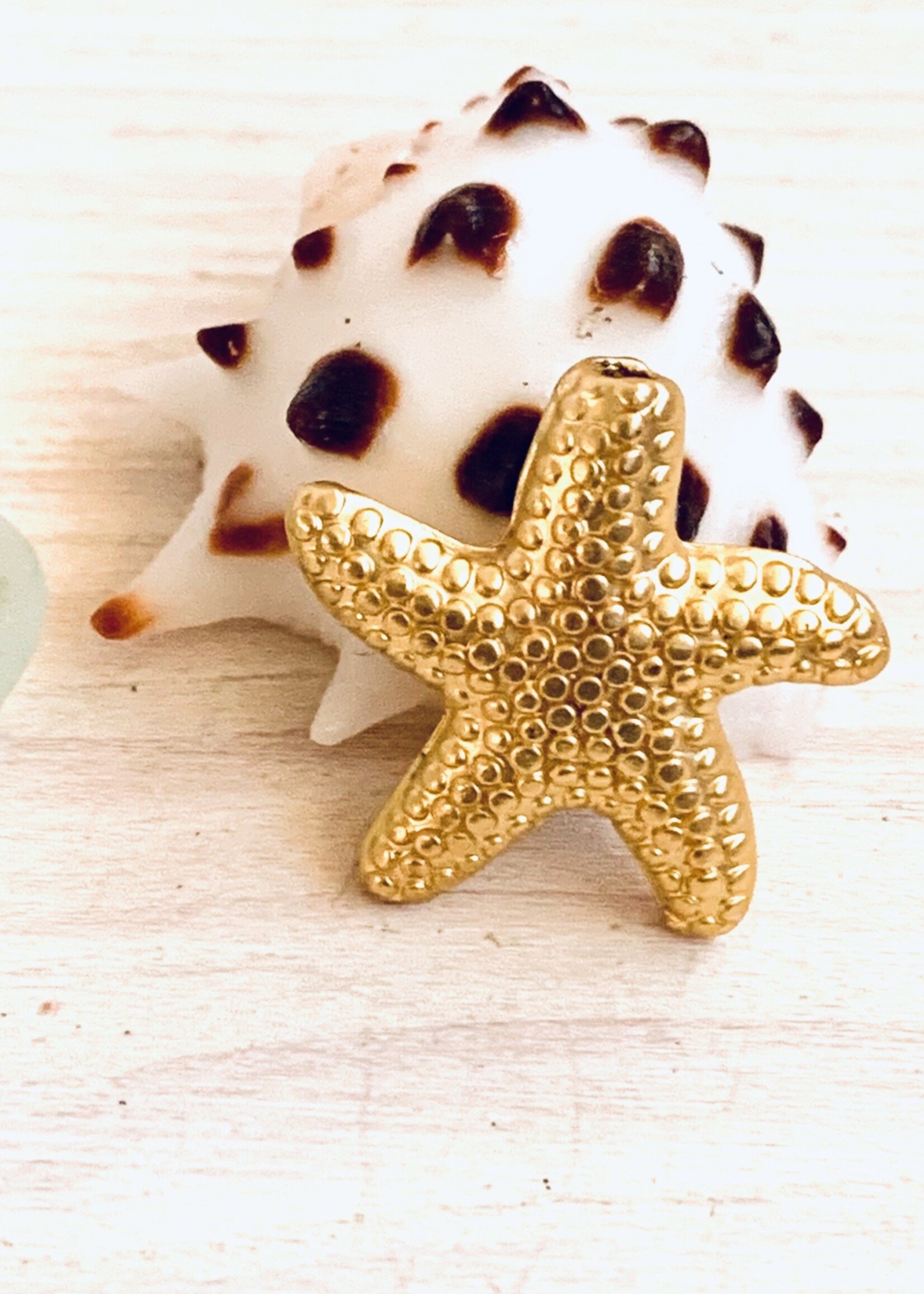 Star Fish Bead Matte Gold