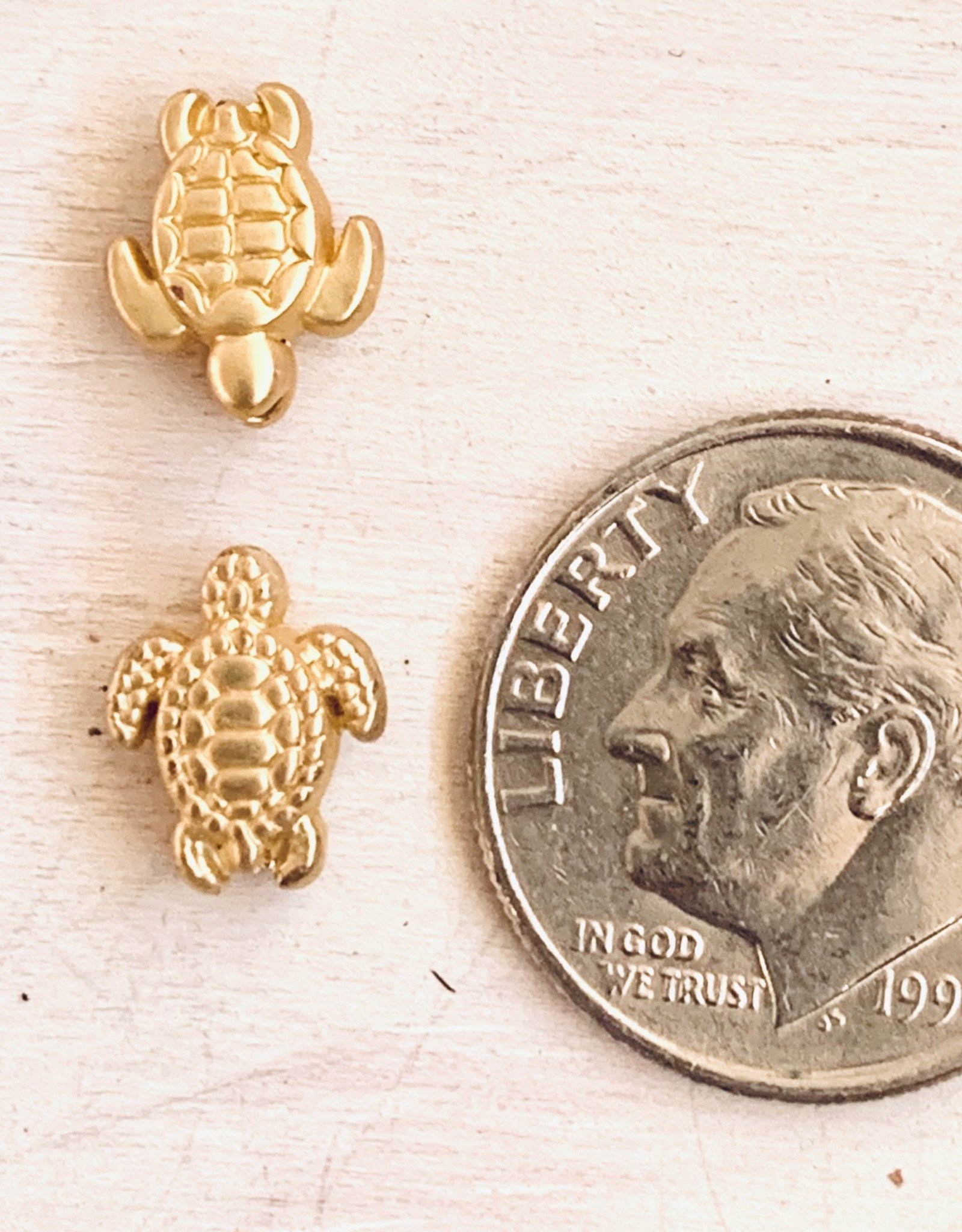 Mini Sea Turtle Bead Matte Gold