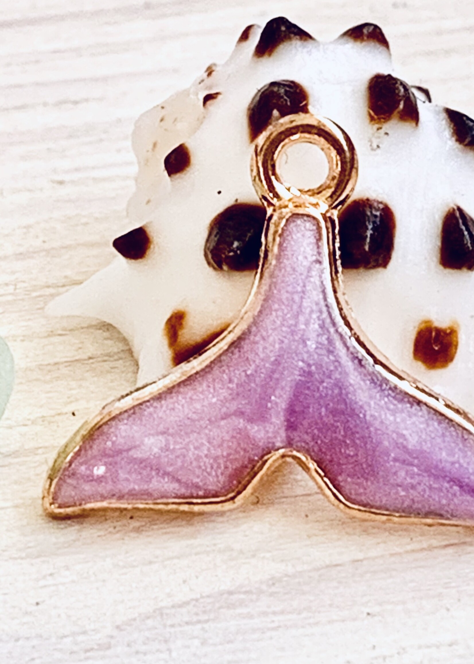 Whale Tail Enameled Lilac