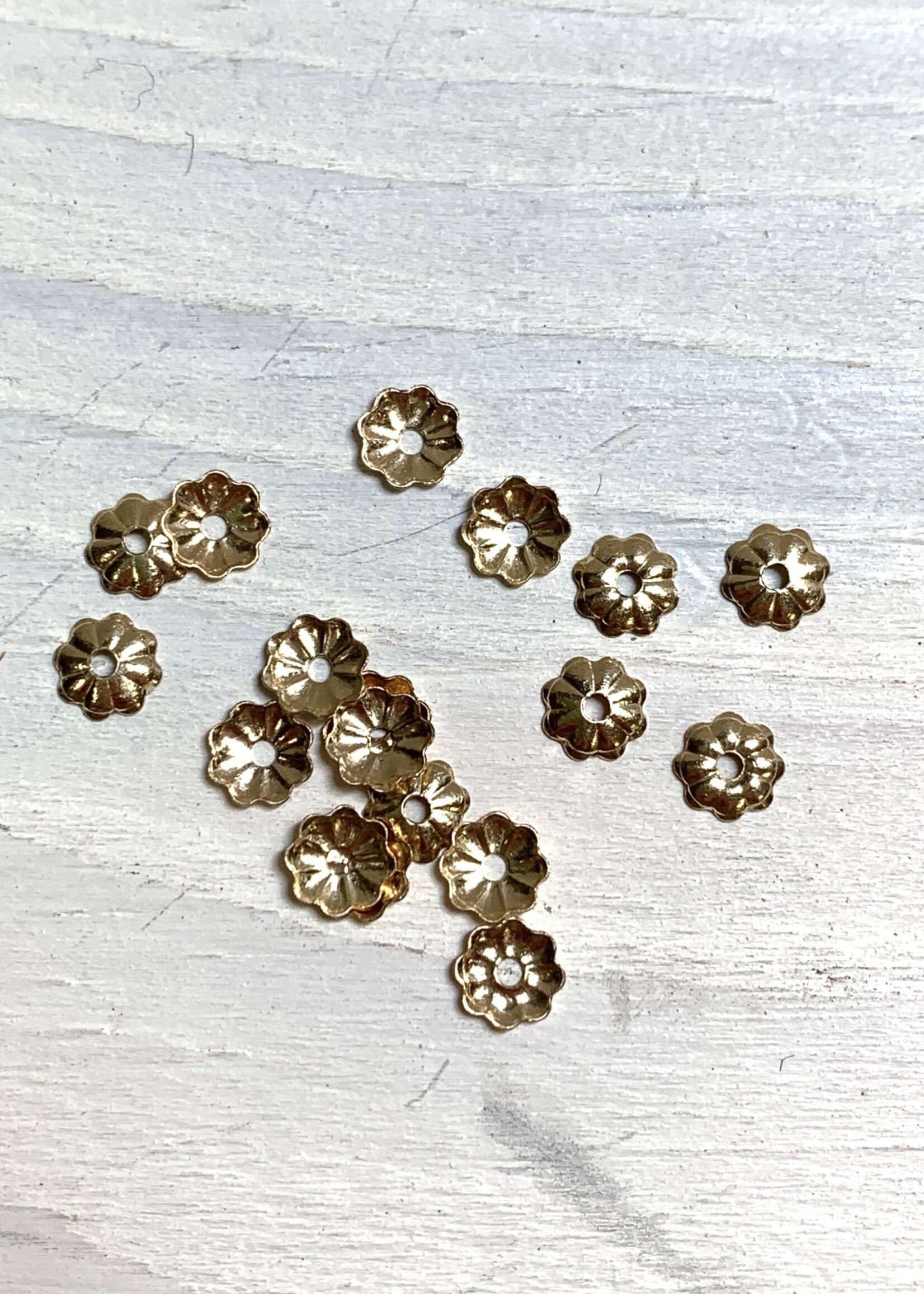 4mm Flower Bead Cap, 14k Gold Filled Qty 20