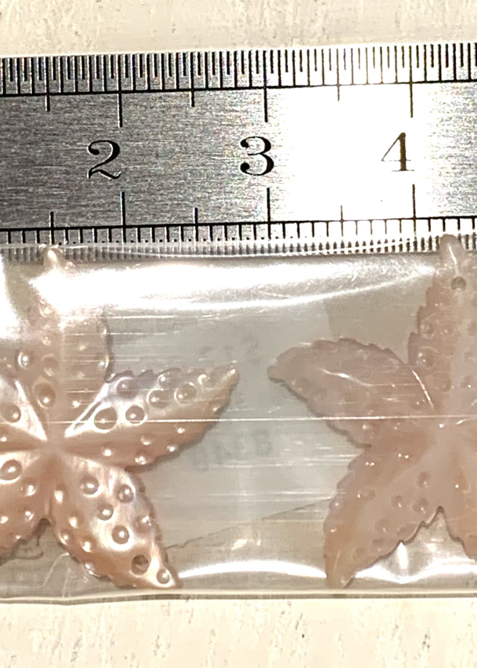 Bumpy Starfish Pink MOP Pair