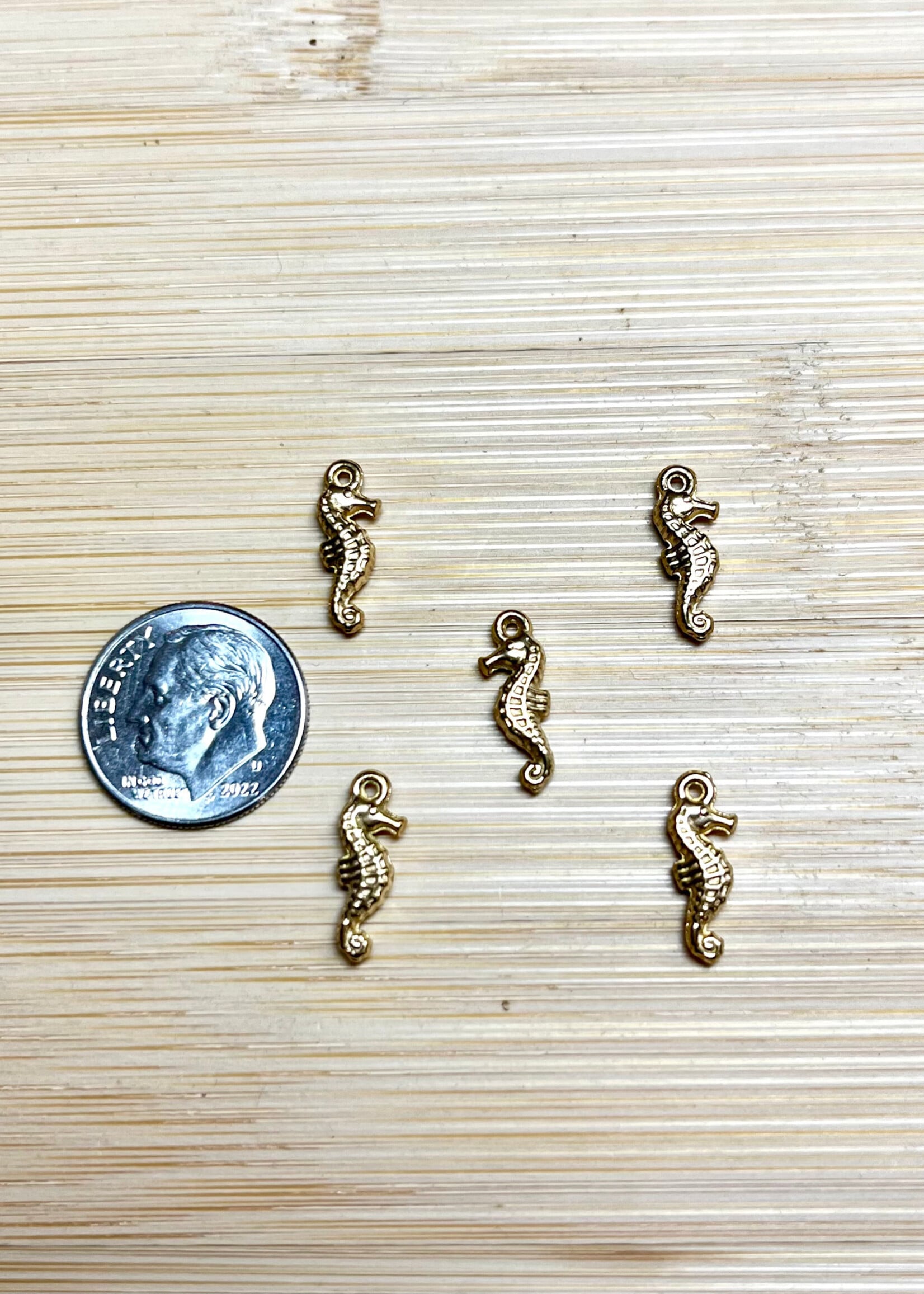 15mm Sea Horse Stn Stl ea