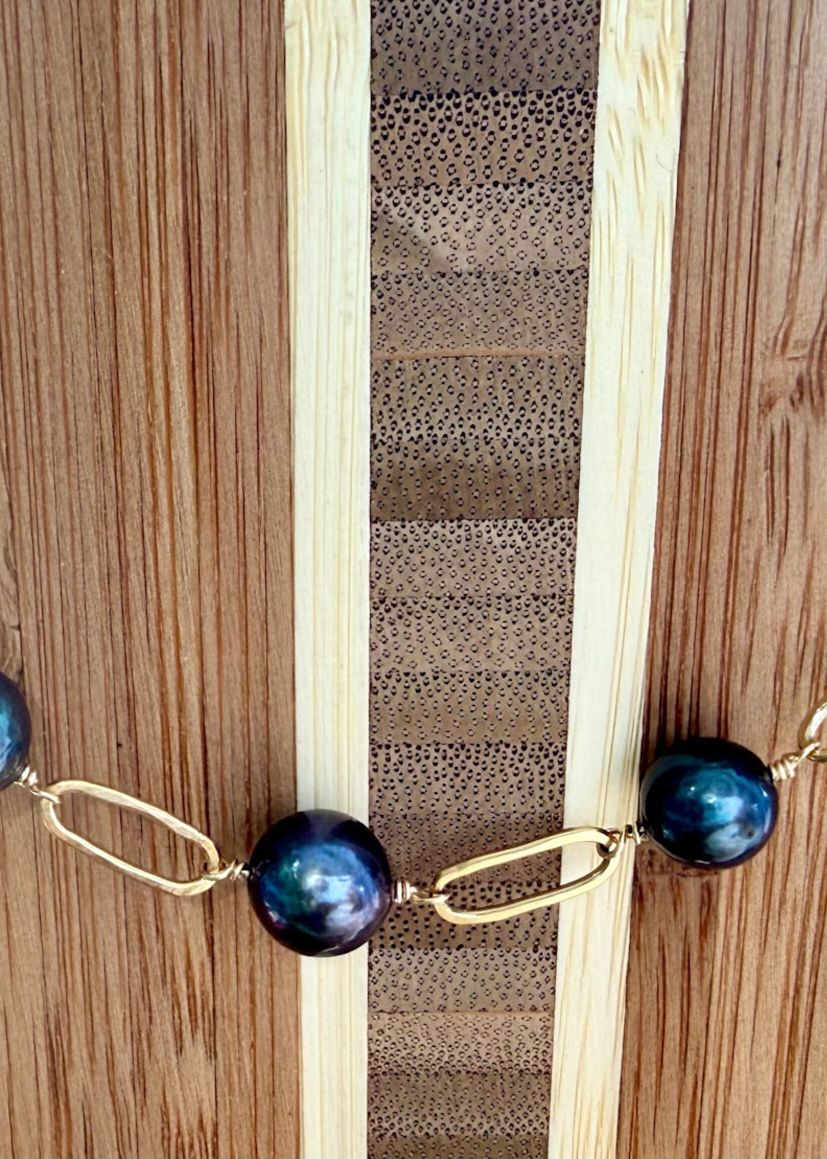 Edison Pearl Link Bracelet Sunday October 18th