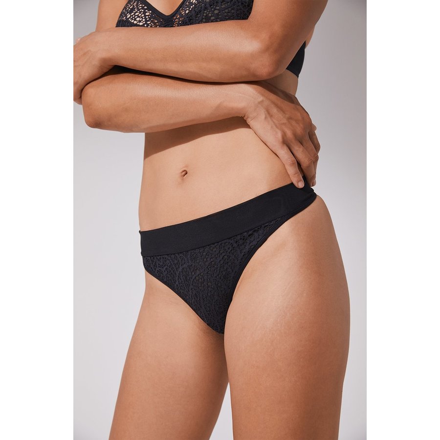 Graphic Lace Norma Regular Thong