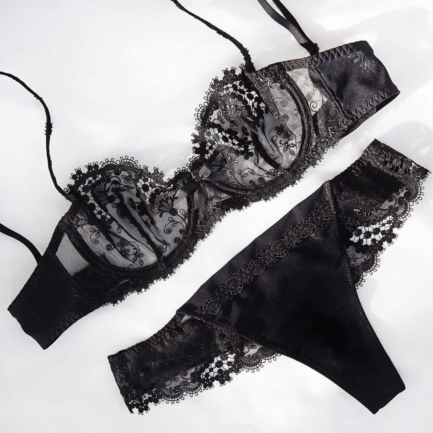 Blog - Gift Guide: Classic Lace Sets - Bellefleur Lingerie Boutique