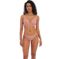 Tailored Underwire High Apex Bra