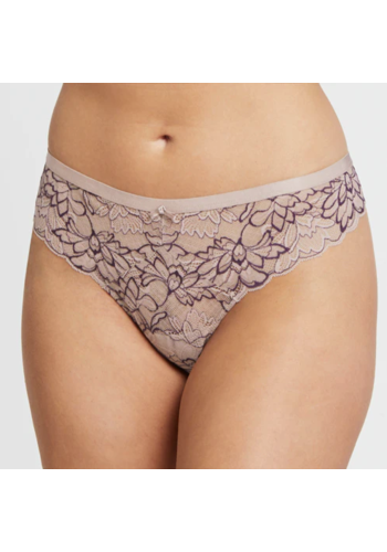 Bridgerton Lace Thong 